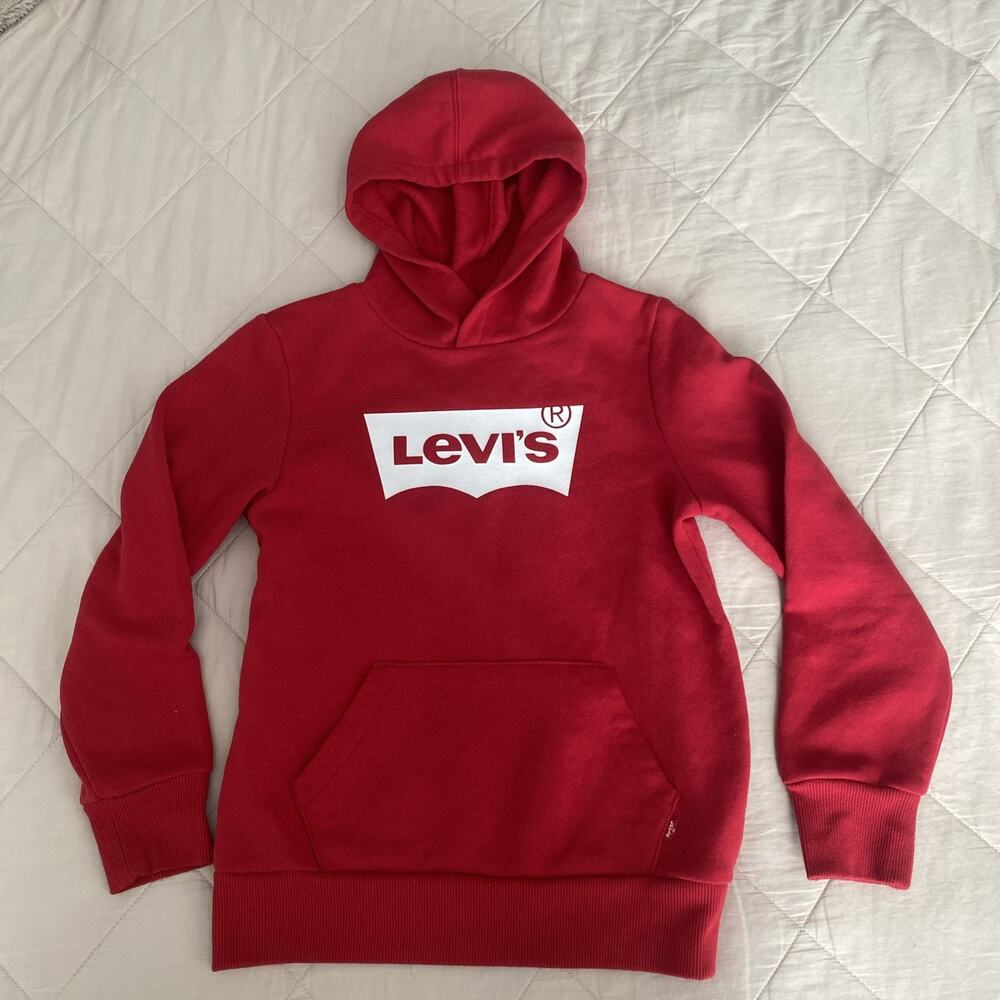 NEW W/O TAGS LEVI’S KIDS HOODIE WITH FRONT POCKET RED SIZE SMALL 8-10 YRS